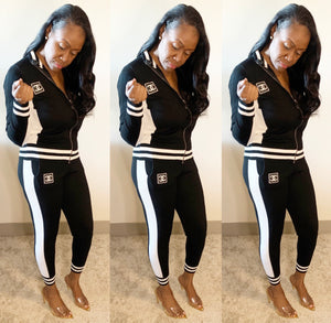 You C Me Black Set
